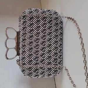 Vintage style beaded evening bag, knuckle closure, black and silver